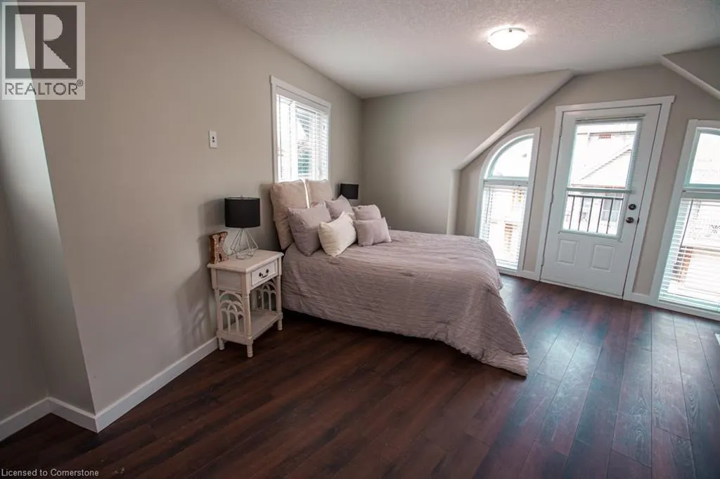 489 EAST Avenue Unit# B, #B