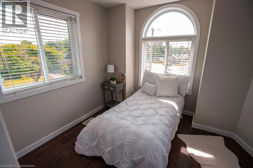 489 EAST Avenue Unit# B, #B