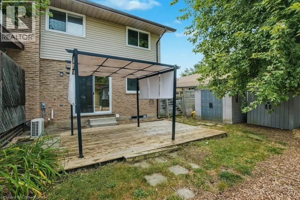 106 MONTEAGLE Crescent
