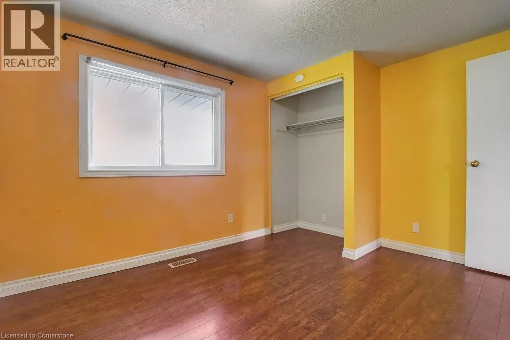 106 MONTEAGLE Crescent