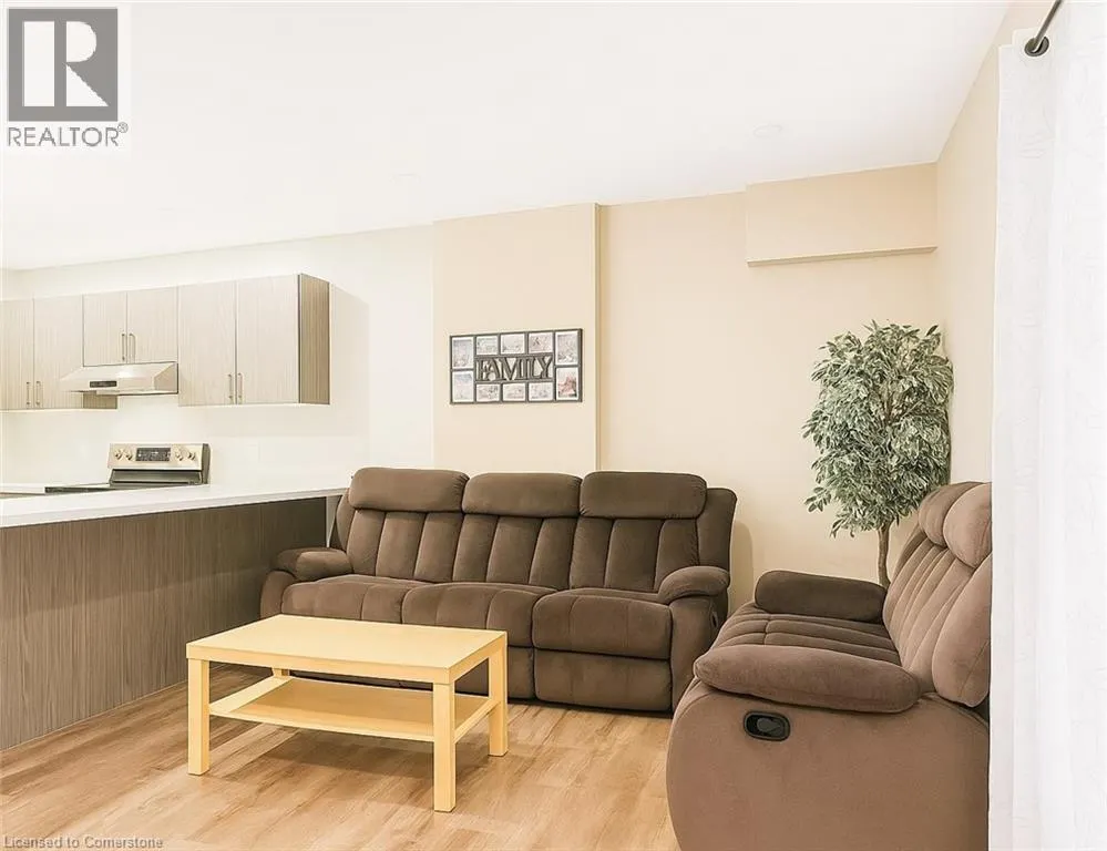 490 LAMPMAN Place