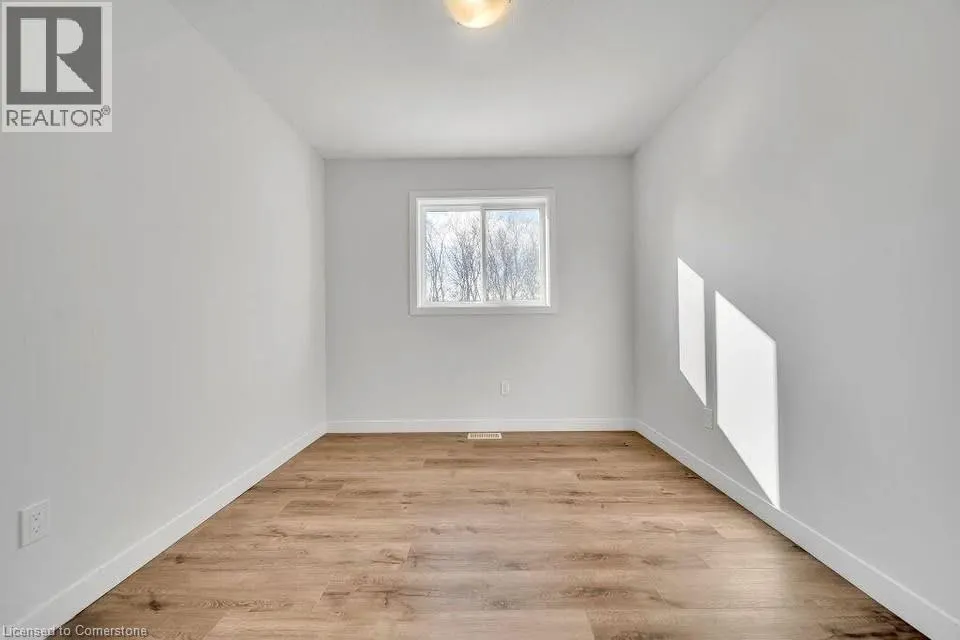 490 LAMPMAN Place