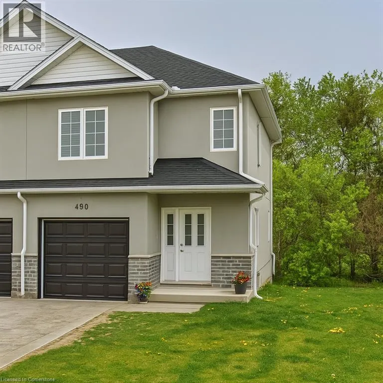 490 LAMPMAN Place