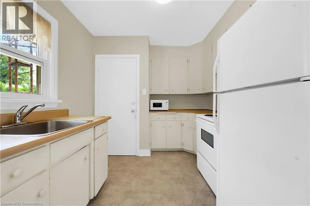 25 ELM RIDGE Drive
