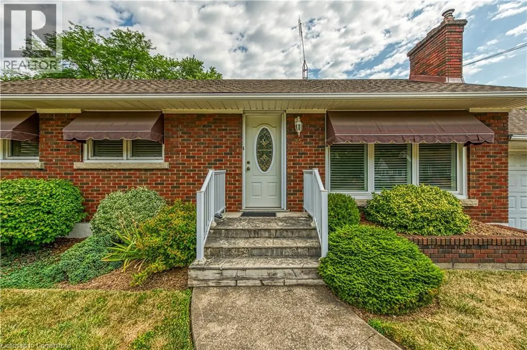25 ELM RIDGE Drive