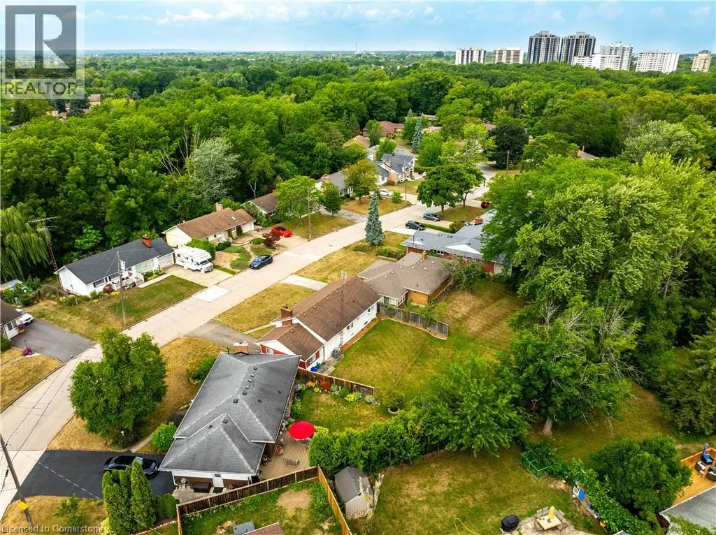 25 ELM RIDGE Drive