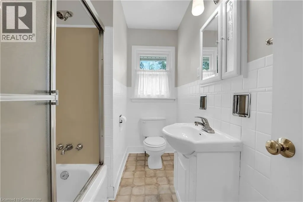 25 ELM RIDGE Drive