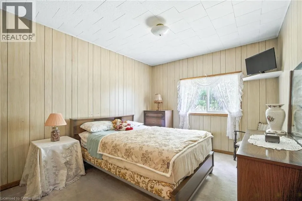 572 PARKSIDE Drive