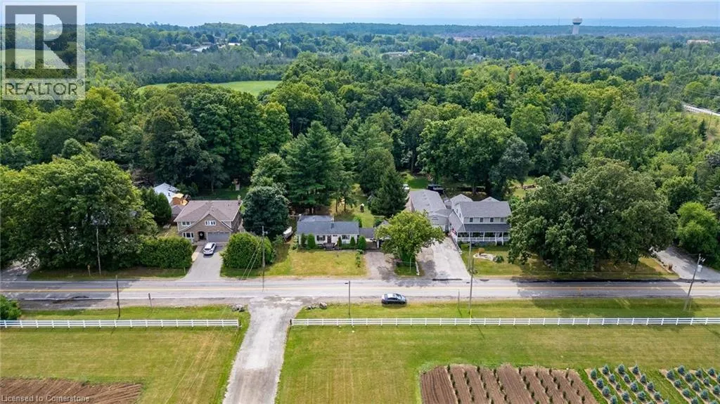 572 PARKSIDE Drive