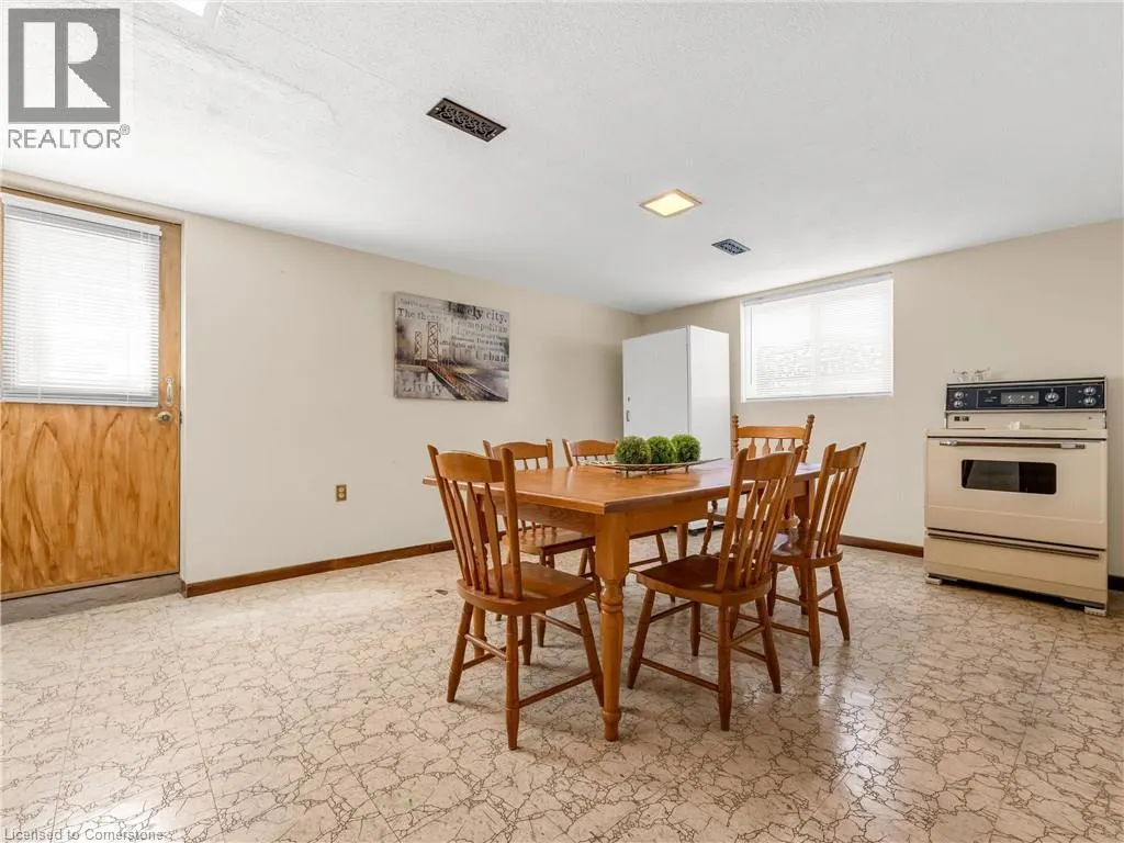 31 KILBOURN Avenue