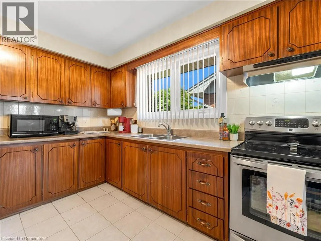 31 KILBOURN Avenue