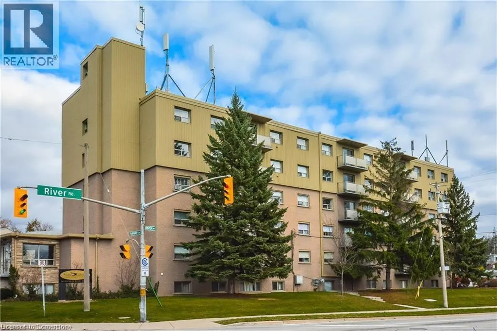283 FAIRWAY Road N Unit# 101, #101