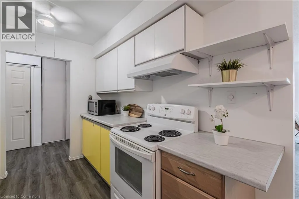60 DONLY Drive S Unit# 210, #210