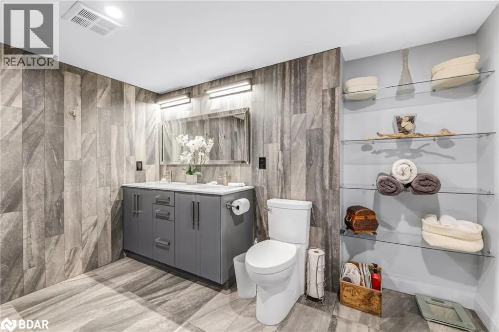 65 ELLEN Street Unit# 1702, #1702