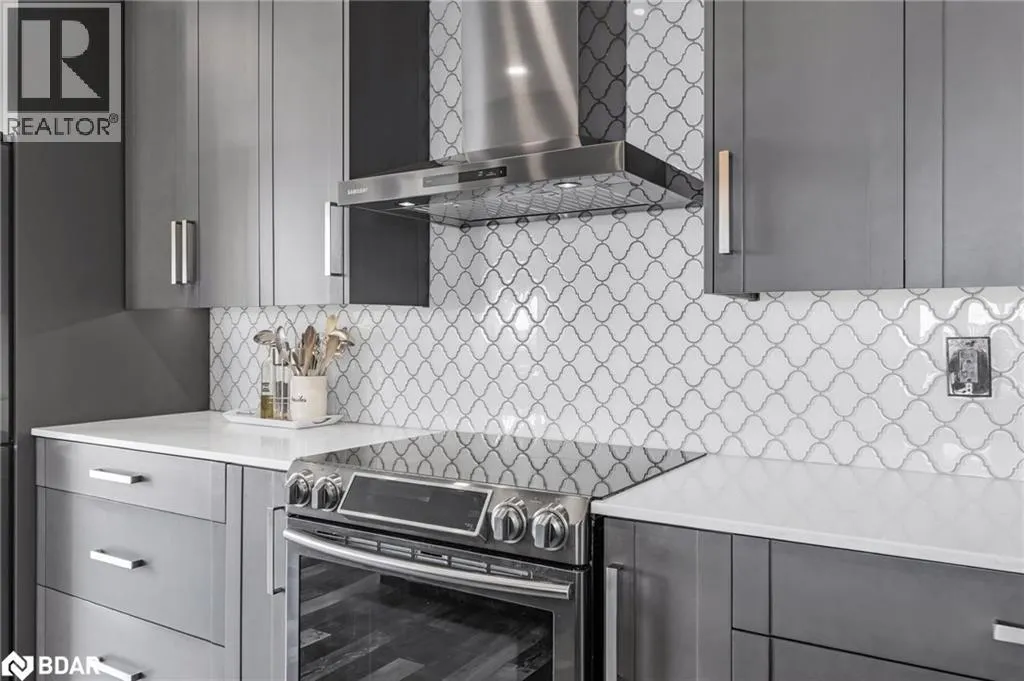 65 ELLEN Street Unit# 1702, #1702