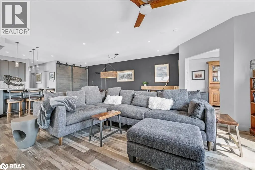 65 ELLEN Street Unit# 1702, #1702