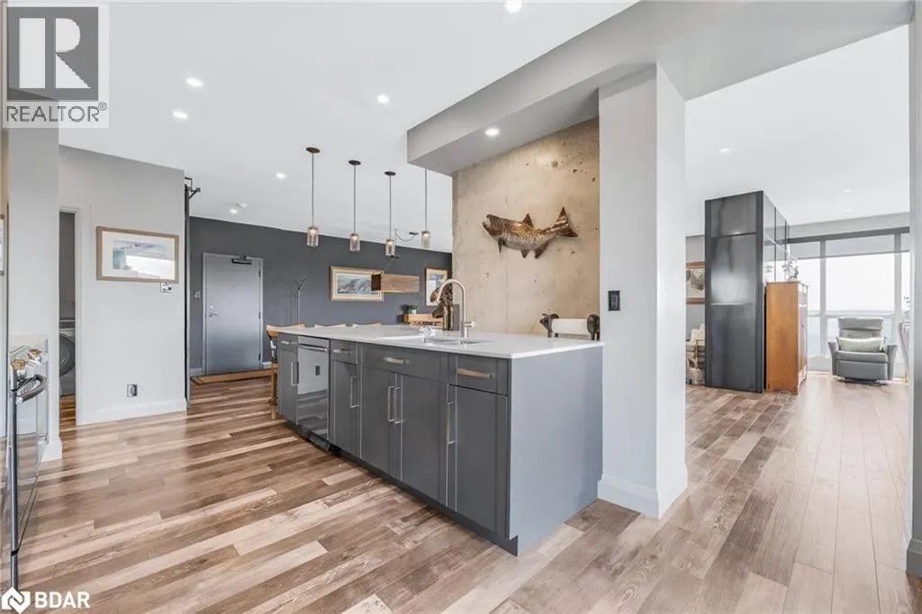 65 ELLEN Street Unit# 1702, #1702