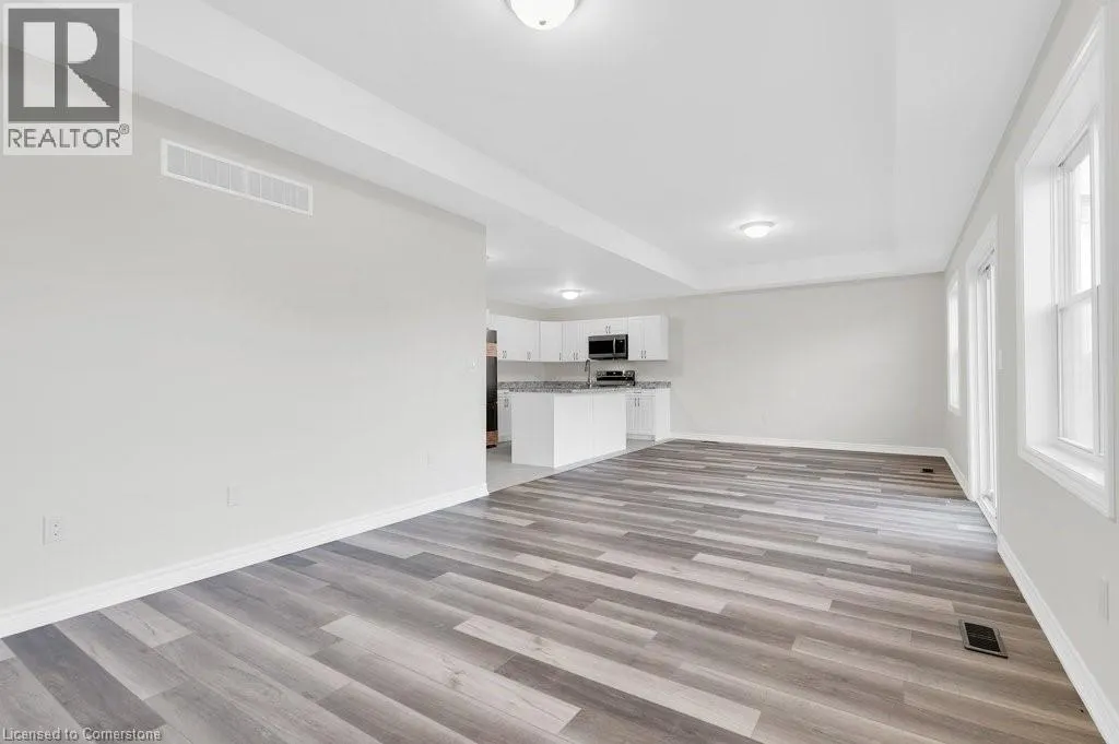 18 BRAEBURN Street