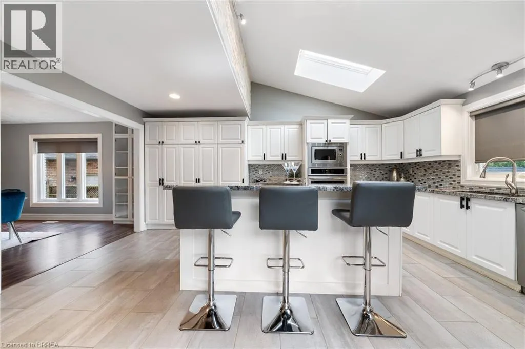 110 FIELDWAY Drive