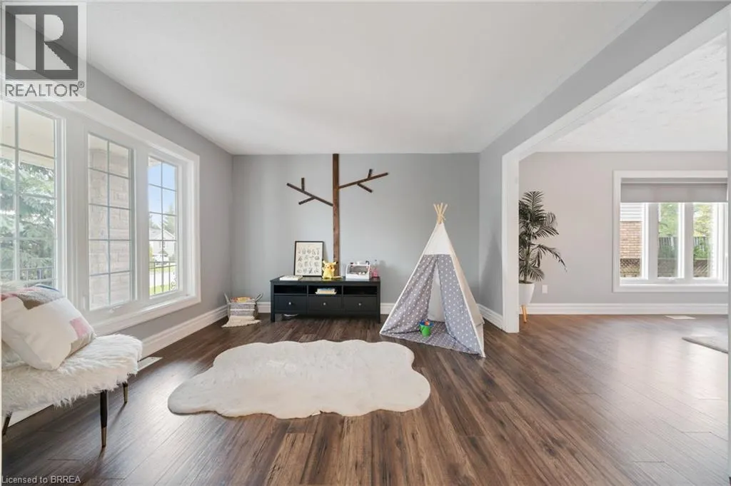 110 FIELDWAY Drive