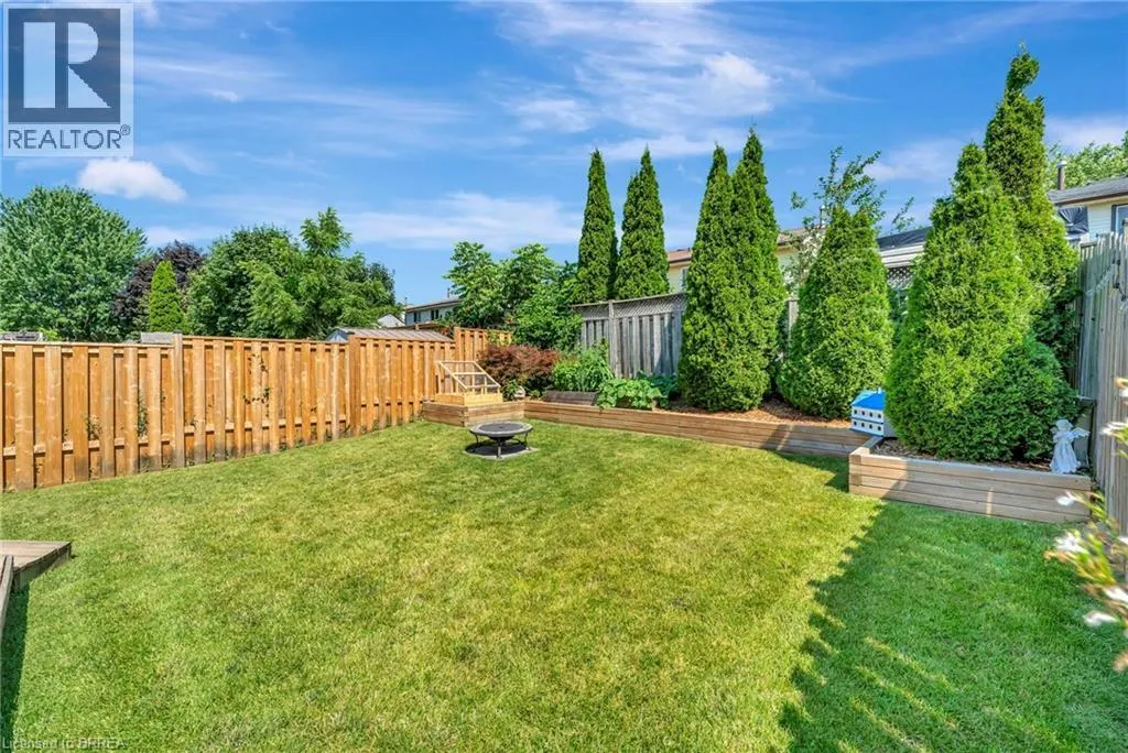 27 WHITE OWL Crescent
