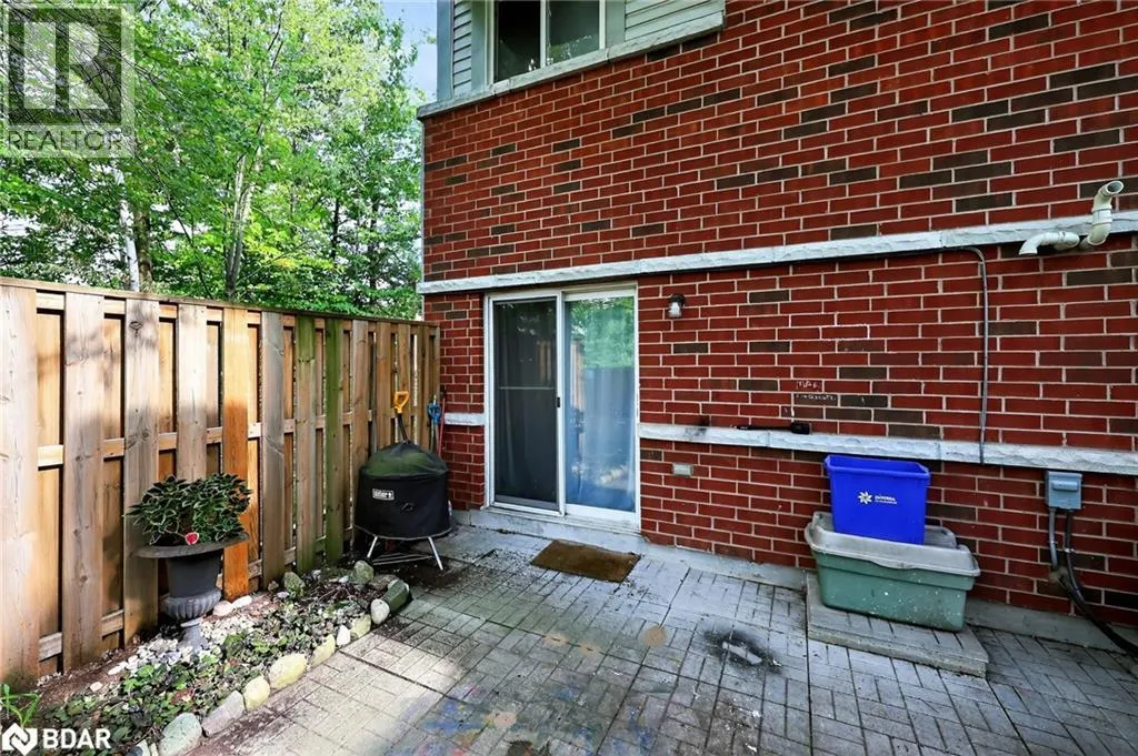237 FERNDALE Drive S Unit# 1, #1