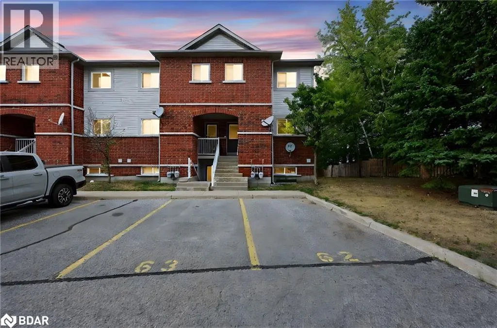 237 FERNDALE Drive S Unit# 1, #1
