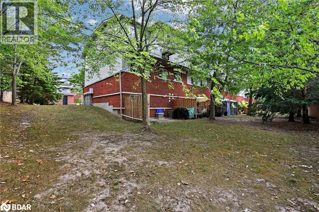 237 FERNDALE Drive S Unit# 1, #1