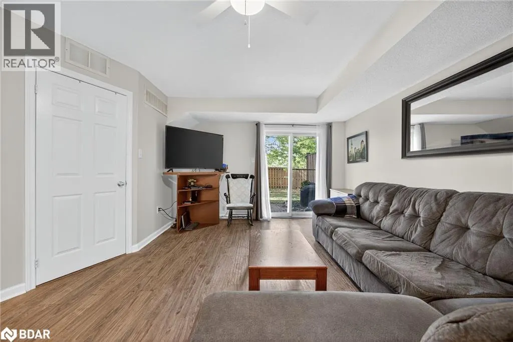 237 FERNDALE Drive S Unit# 1, #1