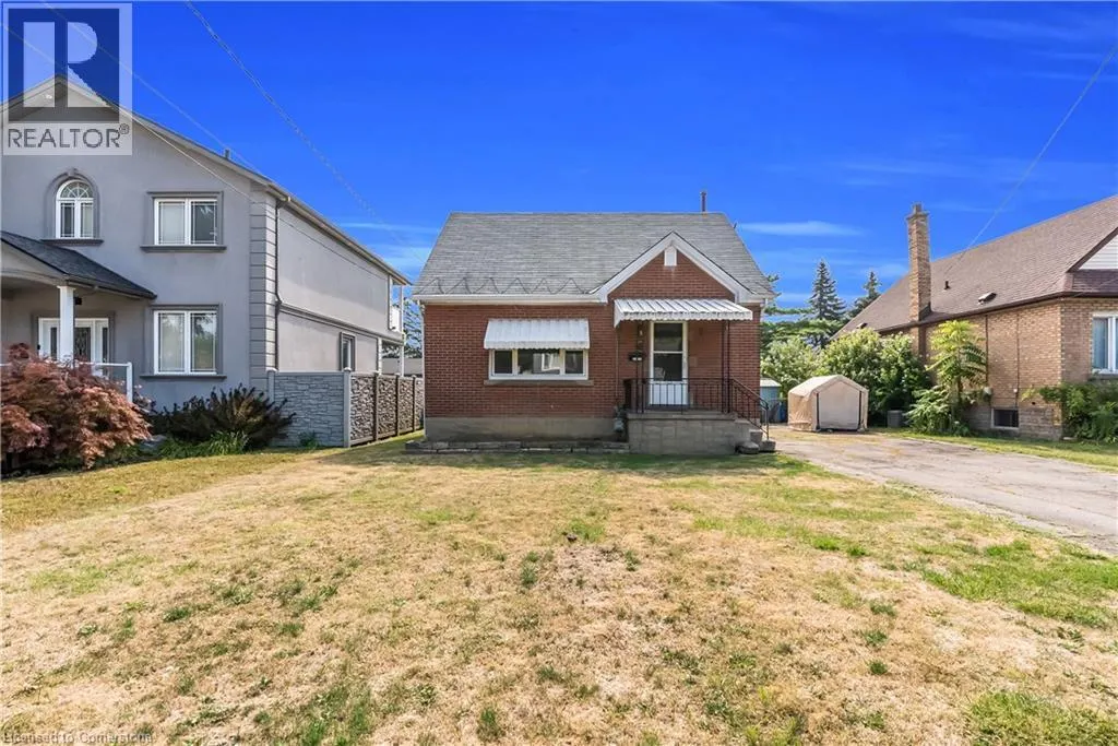 59 CLOVERDALE Avenue
