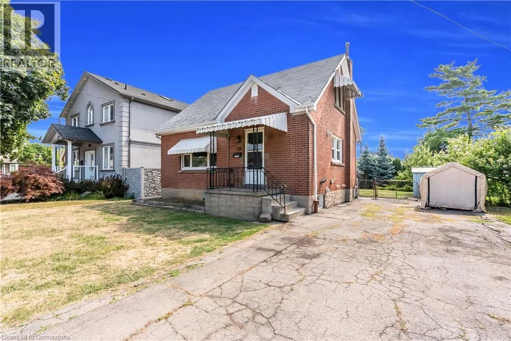 59 CLOVERDALE Avenue