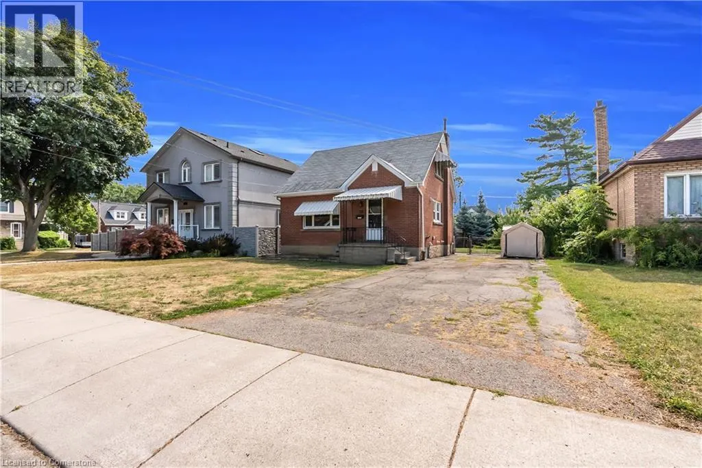 59 CLOVERDALE Avenue