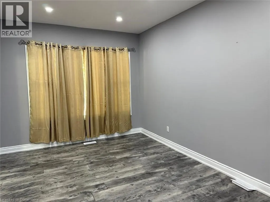 24 AVALON Place Unit# Main, #Main