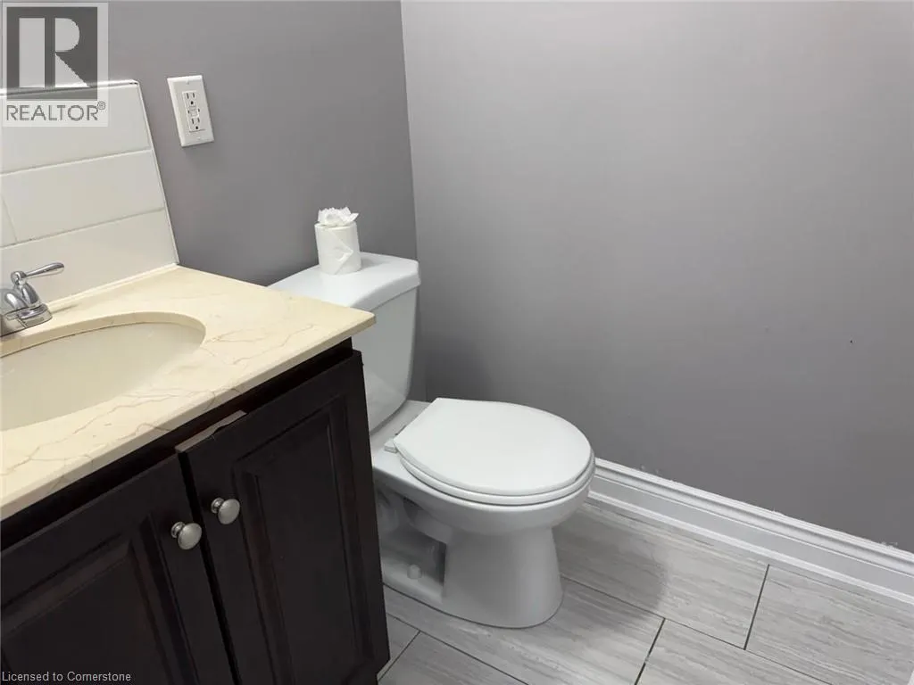 24 AVALON Place Unit# Main, #Main
