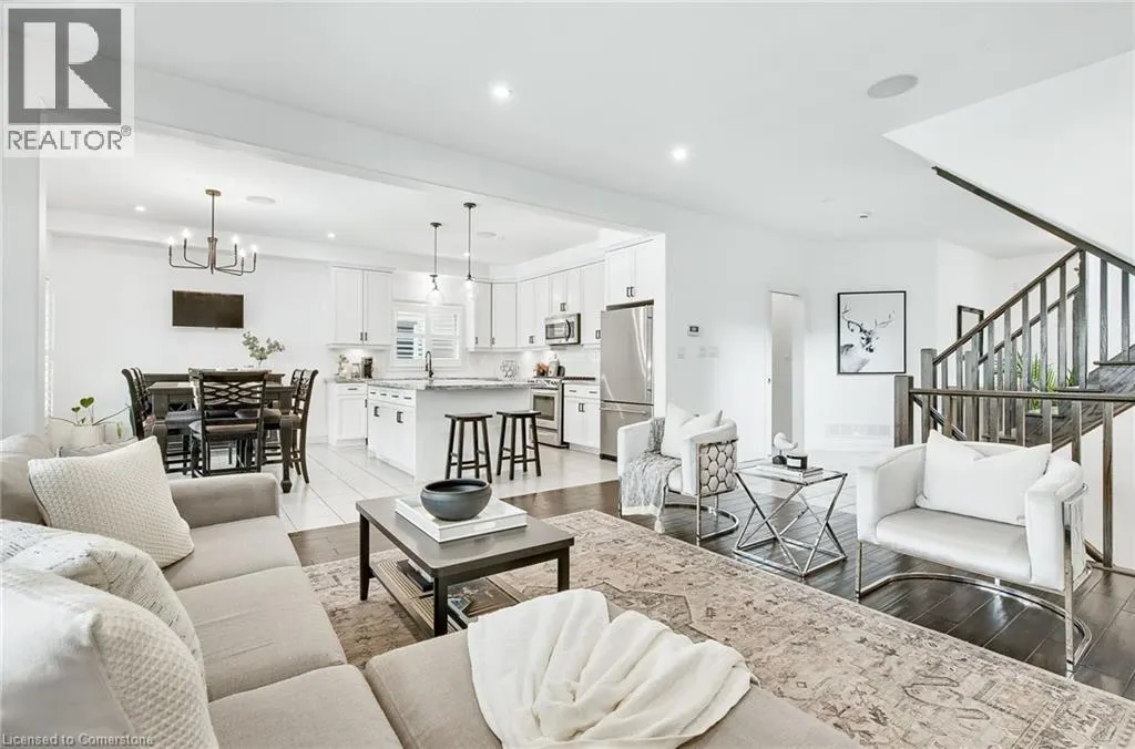 4884 ALLAN Court