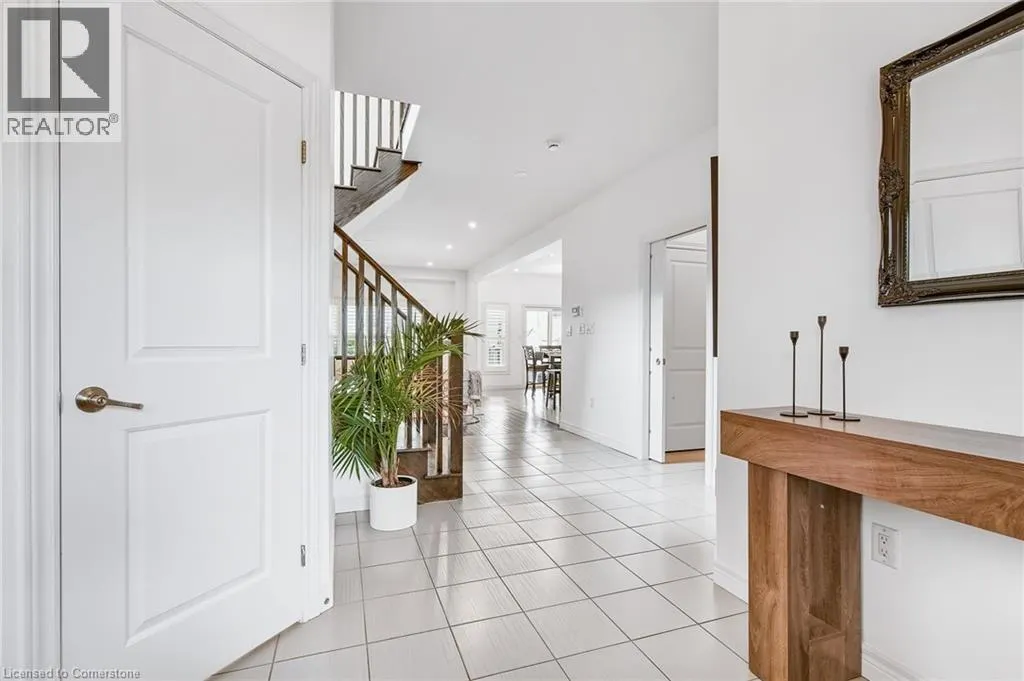 4884 ALLAN Court