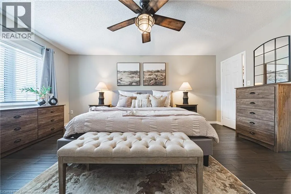 819 UPPER PARADISE Road Unit# 11, #11