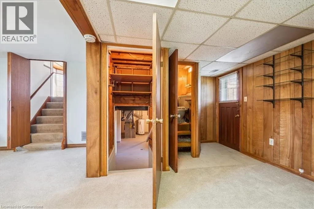 1 WESTVIEW Crescent
