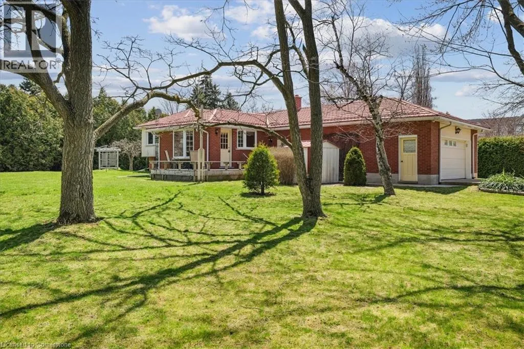1 WESTVIEW Crescent