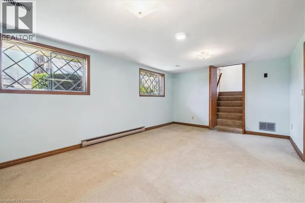 1 WESTVIEW Crescent