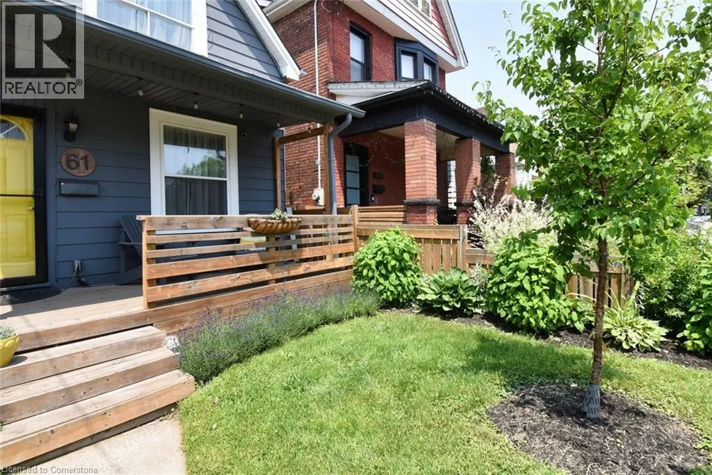 61 CHESTNUT Avenue