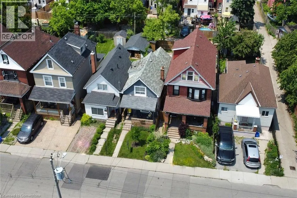 61 CHESTNUT Avenue