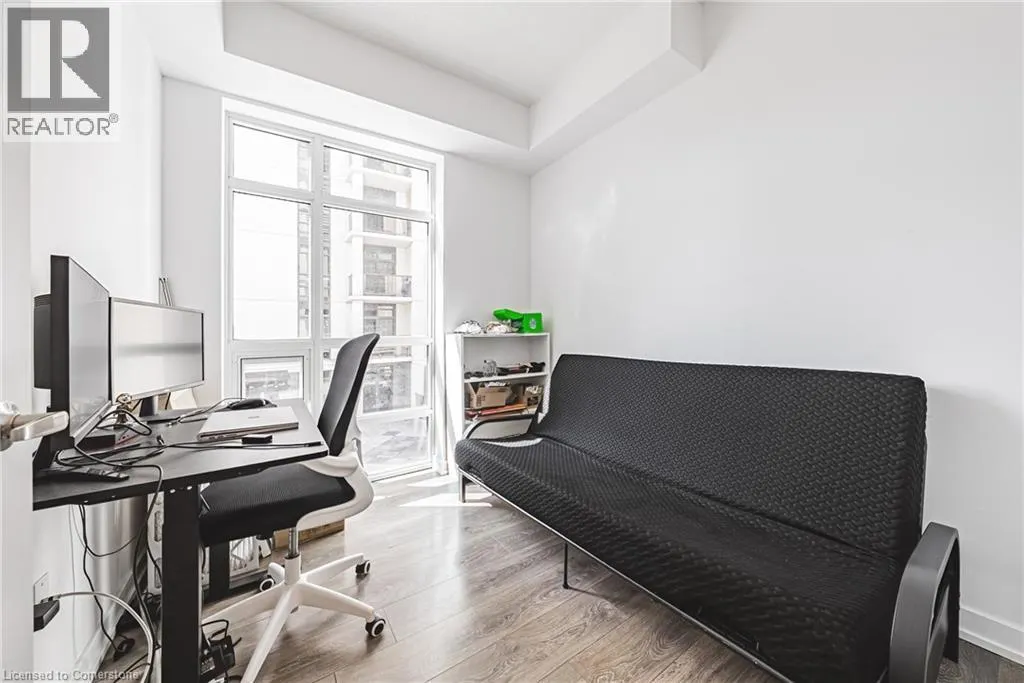 81 ROBINSON Street Unit# 302, #302
