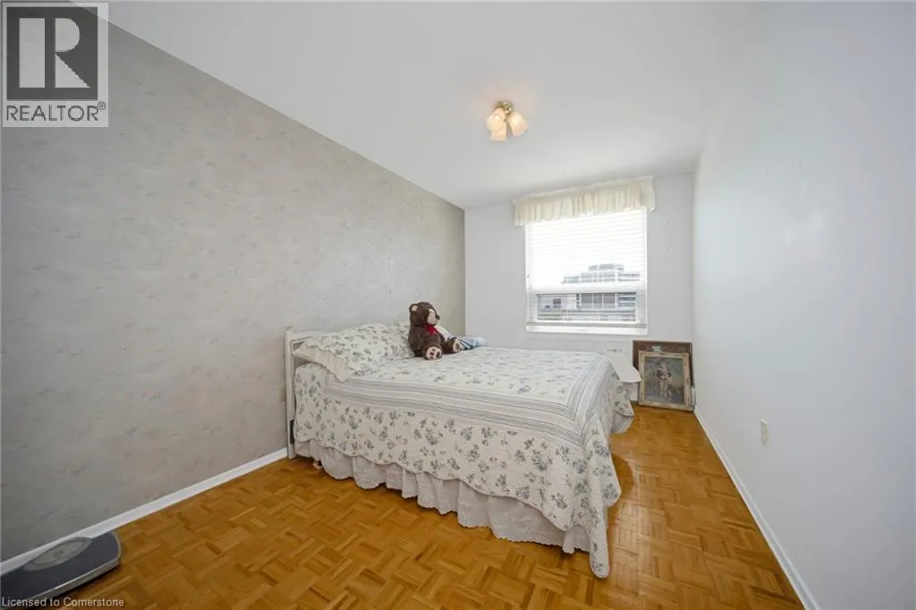 15 LA ROSE Avenue Unit# 1403, #1403
