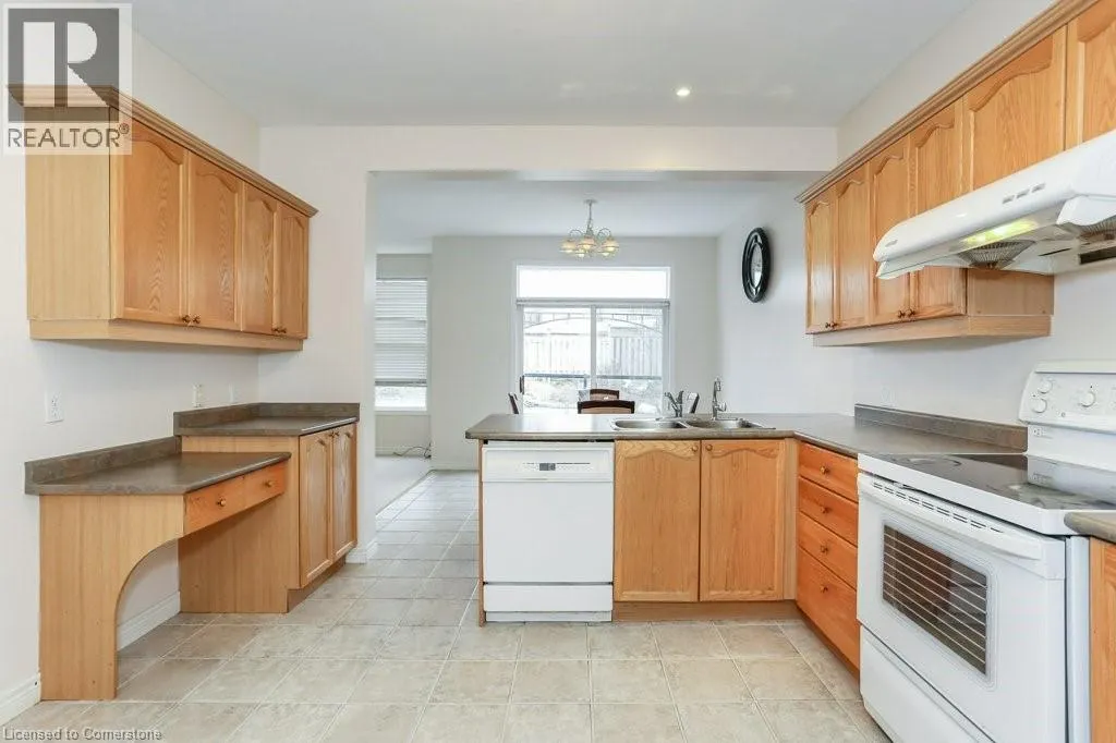 605 SALSBURG Drive