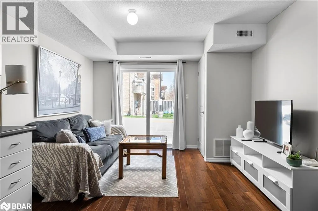 15 CHELTENHAM Road Unit# 1, #1