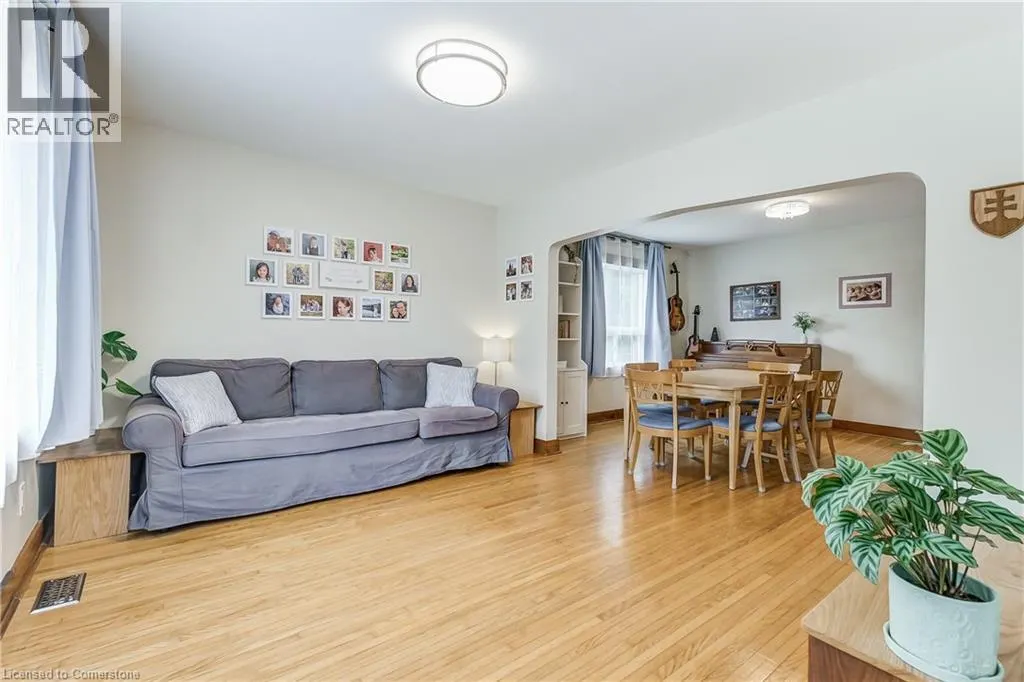 113 LYNDEN Road