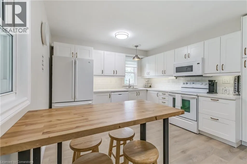 113 LYNDEN Road