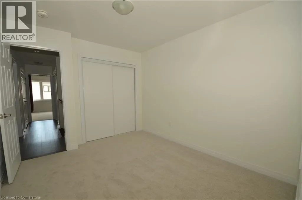 10 HERITAGE Way