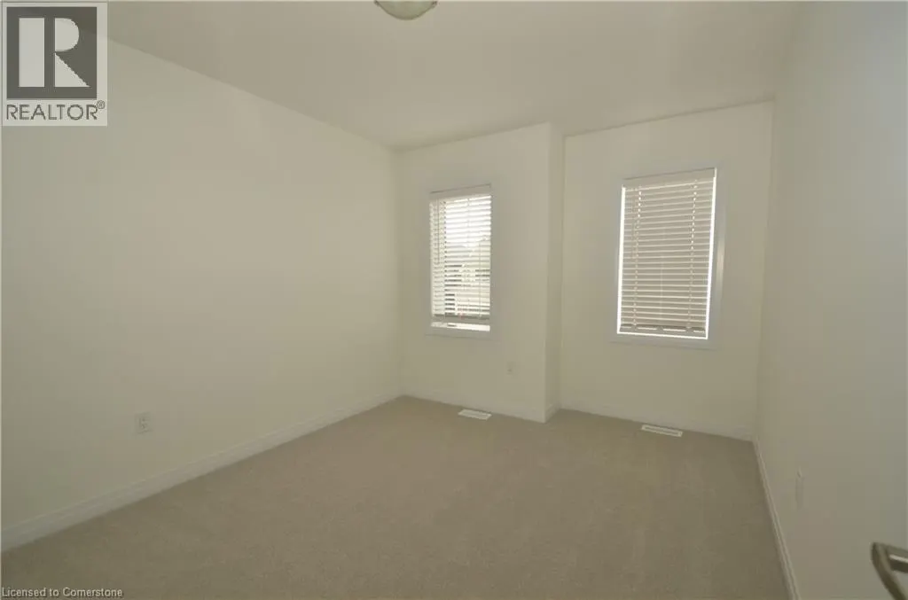 10 HERITAGE Way